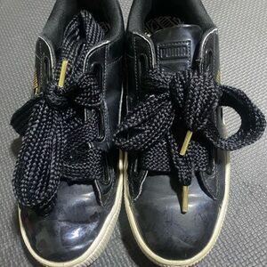 Puma Women’s Black Sneakers